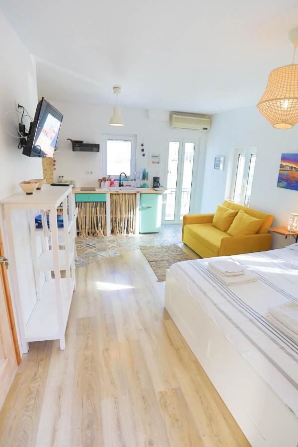 Ravi Boutique Home - 1 minute walk from beach Kalyves Extérieur photo