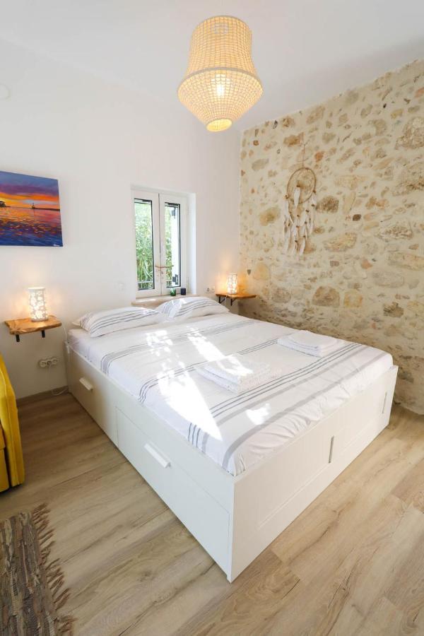 Ravi Boutique Home - 1 minute walk from beach Kalyves Extérieur photo
