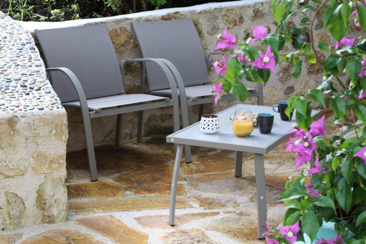 Ravi Boutique Home - 1 minute walk from beach Kalyves Extérieur photo
