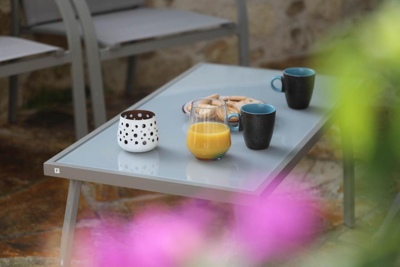 Ravi Boutique Home - 1 minute walk from beach Kalyves Extérieur photo